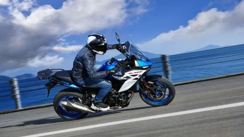 Suzuki ra mắt mẫu mô tô đường trường SV-7GX 2026